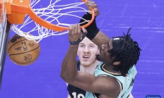 1xbet体育视频-包含猛龙胜开拓者，迎来三连胜的词条