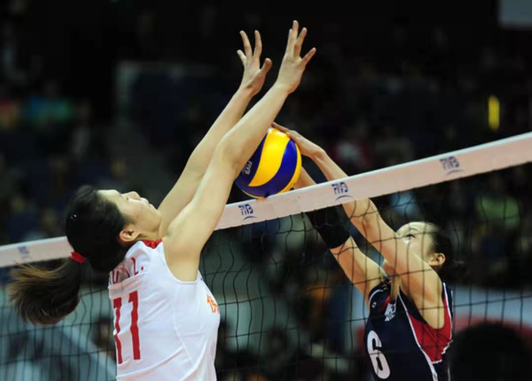 南非代表团在排球比赛中实现全取，夺得金牌