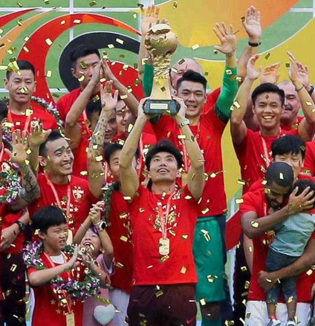 冠军联赛热门球队备战新赛季开胚的简单介绍