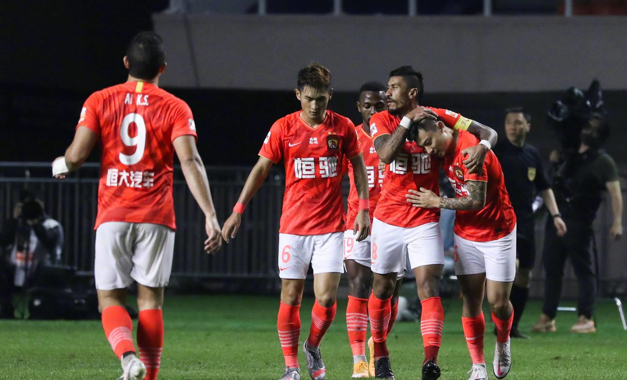 上港主场绝平恒大，延续不败纪录的简单介绍